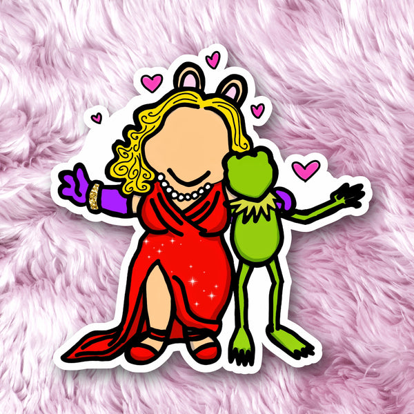 Piggy and Frog couple doodle magnet