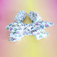 Multi colored Mouse Scribbles knotty bow